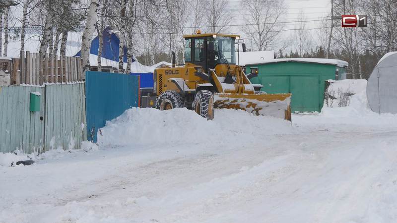 В Сургутском районе заверили, что готовы к уборке снега в поселениях 