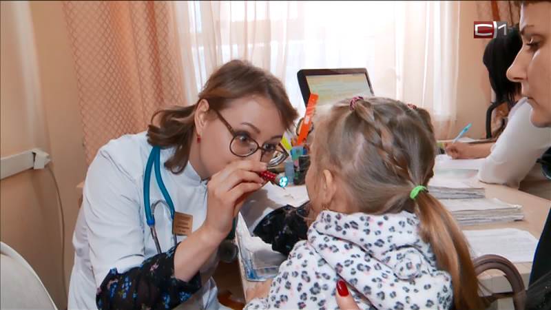 На работу в Тюменскую область врачей привлекают жильем и пособиями