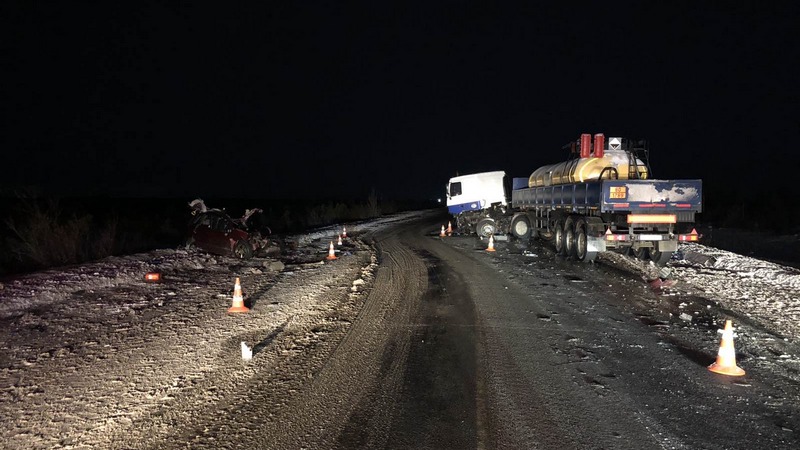 Два человека погибли в авариях на дорогах Югры за сутки 