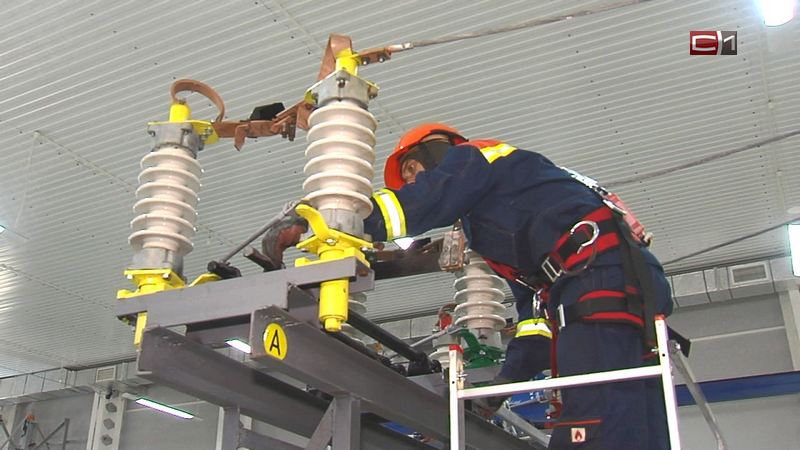 Рабочие навыки сургутские энергетики отрабатывают на новых тренажерах