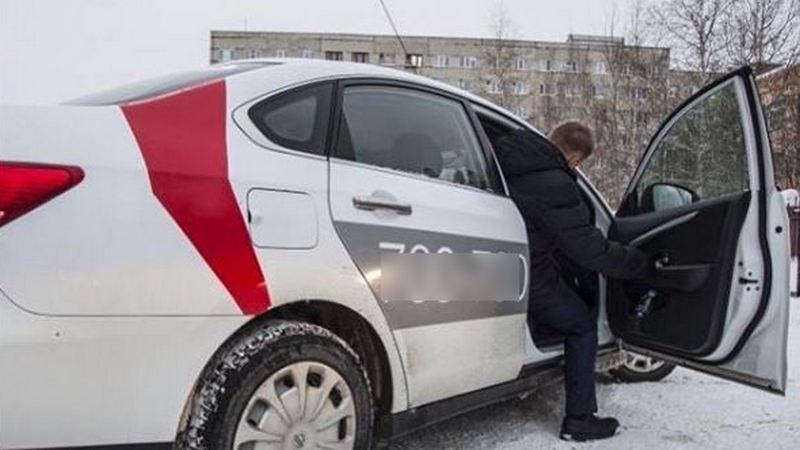 50 миллионов за два года сэкономили чиновники Сургута, пересев на такси