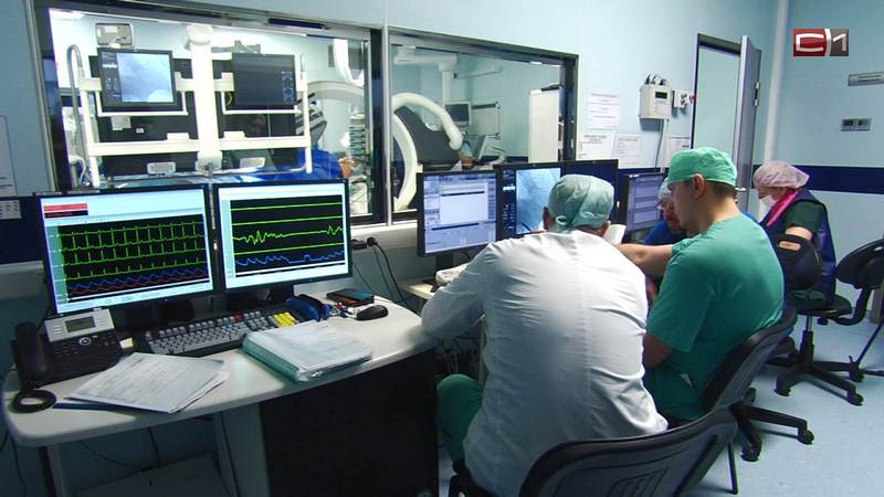 Сургутские кардиохирурги впервые провели операцию по уникальной методике