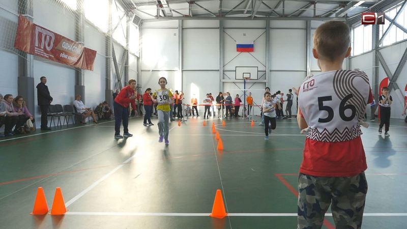 Для детей и взрослых: в Угуте открылся универсальный спортивный зал