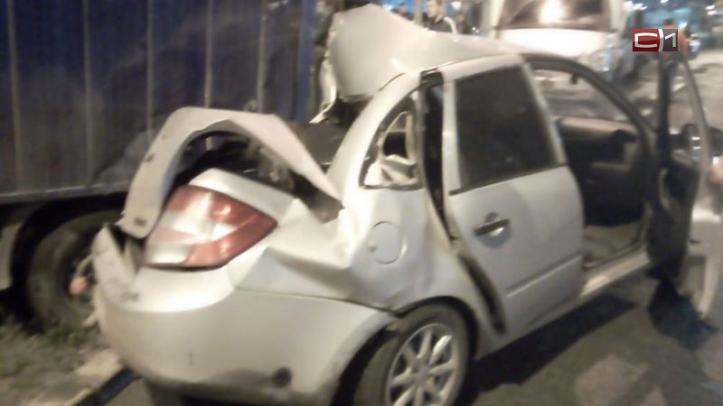 Тройное ДТП в Сургуте: водитель «Лады» не справился с управлением