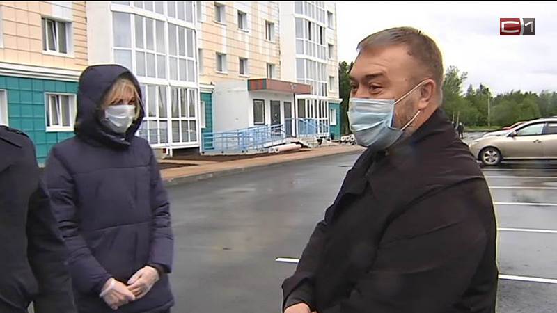 Почти 400 семей Сургутского района вскоре переедут из аварийного жилья