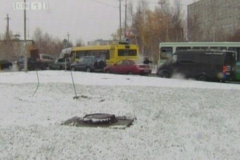 В Сургуте несколько часов в пробке стояли 10 автобусов