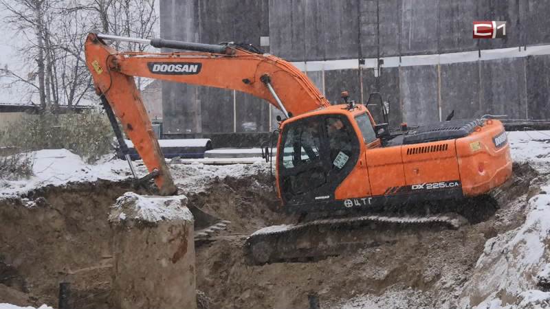 В Сургутском районе заканчивают капремонт канализационного коллектора