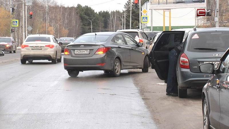 Когда в Сургуте будет решен вопрос с парковками около медучреждений