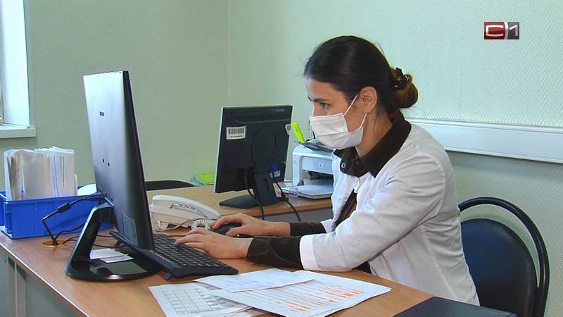 Как студенты-медики Сургута помогают будущим коллегам в борьбе с COVID