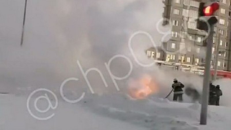 Автомобили в Сургуте во время праздников стали гореть ежедневно