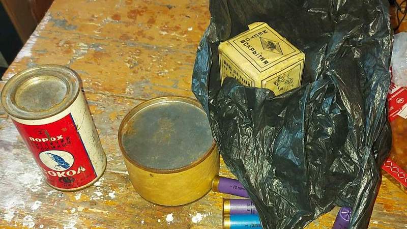Поймали пиромана: у жителя Югры изъяли около килограмма взрывчатого вещества