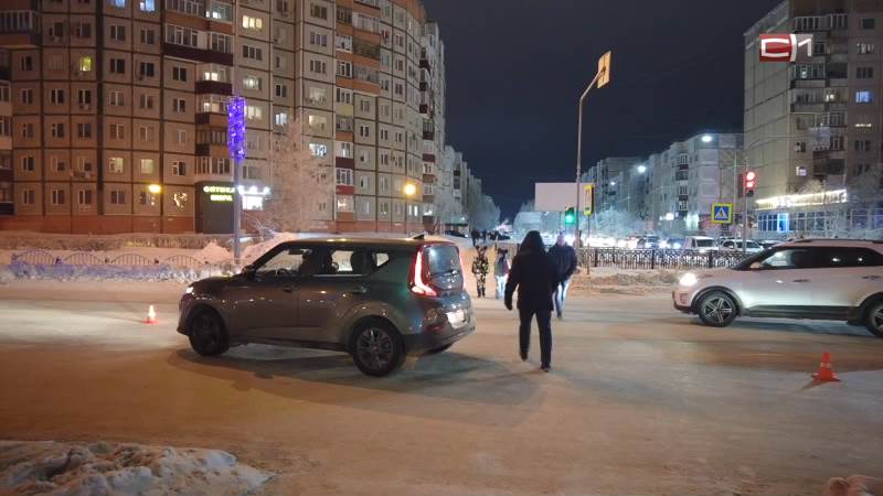 В Сургуте на перекрестке Бажова-Лермонтова сбили пешехода