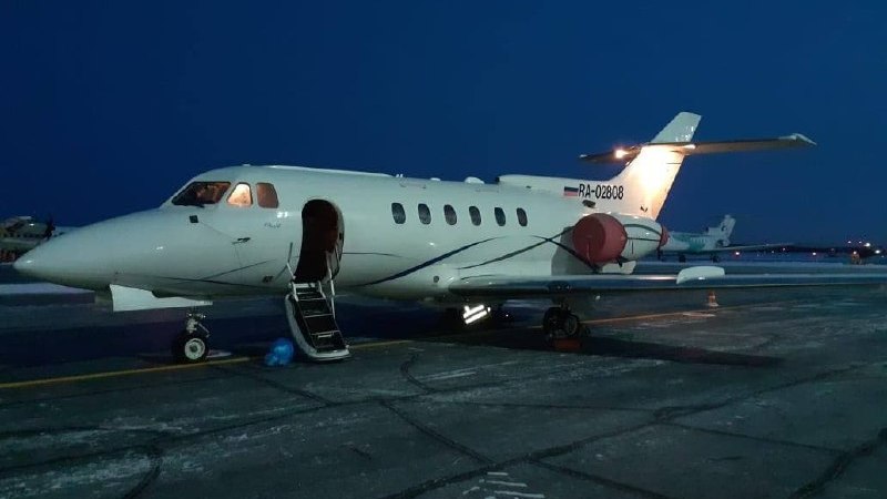 Приземлившийся в Сургуте на дозаправку самолет повредился при посадке