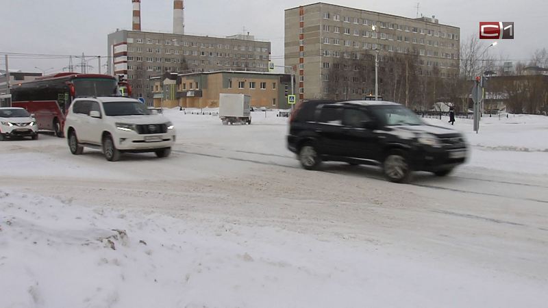 Специалисты разъяснили, с чем связан рост цен на такси в Сургуте
