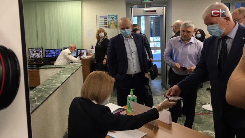 Выборы мэра Сургута: регистрацию прошли только 25 кандидатов из 30