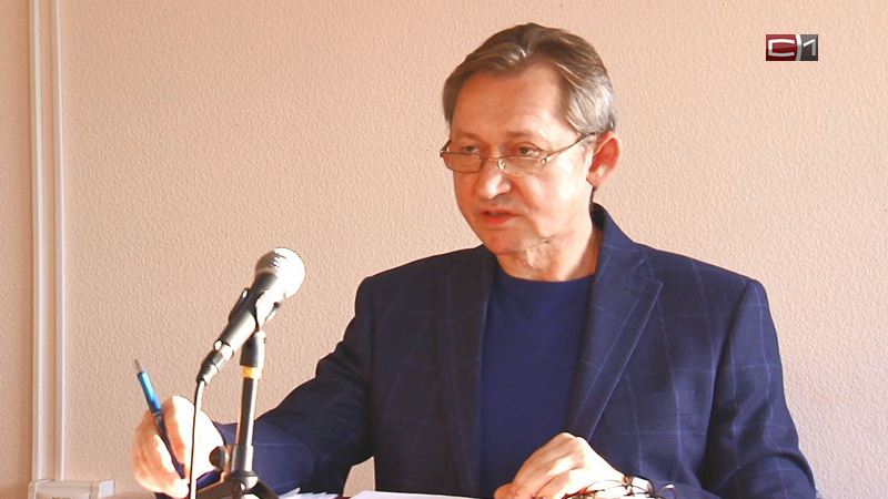 Экс-мэр Сургута требует возмещения имущественного вреда и извинений прокурора