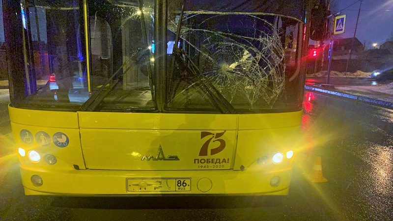 Пассажирский автобус сбил пешехода в Нижневартовске