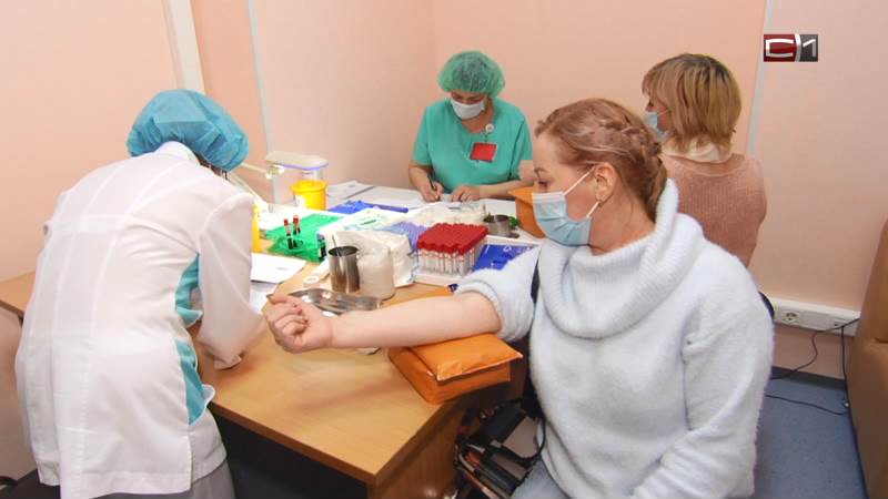 В Югре добровольцев, помогавших больным COVID, обследовали в кардиоцентре