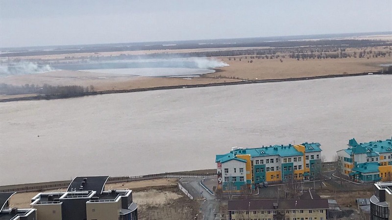 Близ Ханты-Мансийска ликвидировали крупный природный пожар