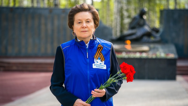 Мы сохраняем память о подвиге. Наталья Комарова поздравила югорчан с Днем Победы