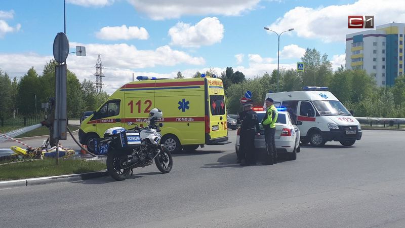 В Сургуте в ходе погони полицейский байк столкнулся с мотоциклистом