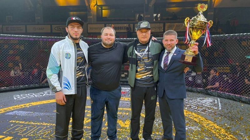 Бойцы ММА из Сургута и Нефтеюганска завоевали путевки на чемпионат Европы