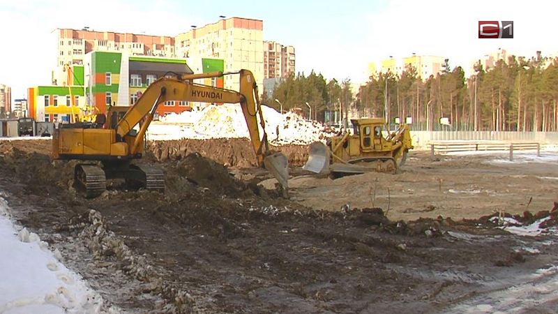 Сургутян призывают сообщать о нарушениях на городских стройках