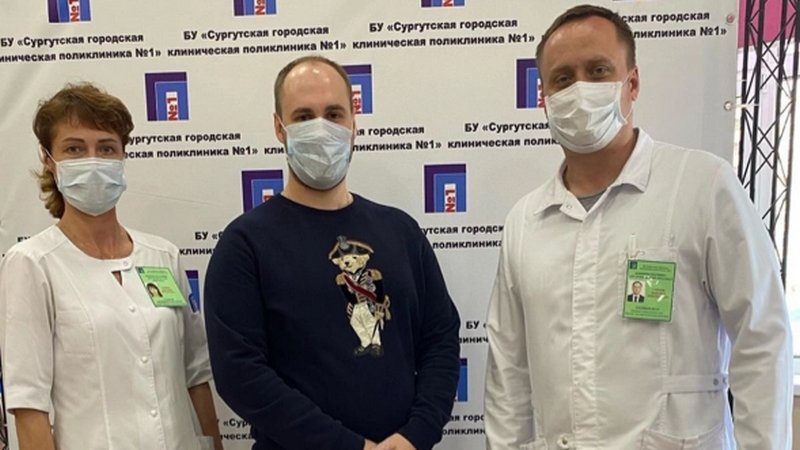 «Спасибо за труд!» Александр Клишин поздравил медиков с профессиональным праздником