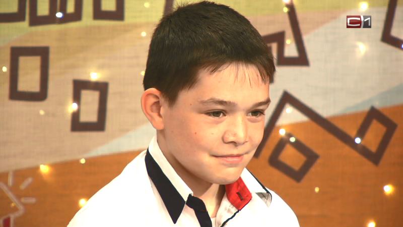 «Он не устает»: о юноше из Сургутского района, который отжался более 5 тысяч раз