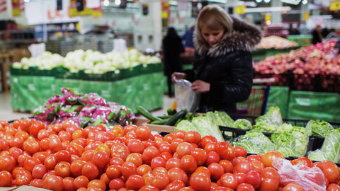 В России снят запрет на ввоз томатов и перцев из Антальи