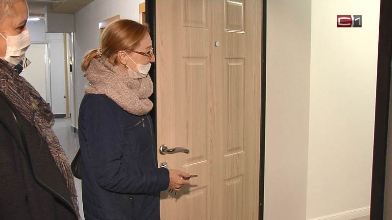 Победительница цифровой викторины из Сургута получила ключи от квартиры
