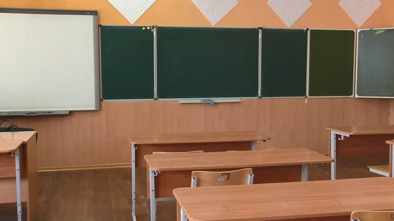 Количество ушедших на дистант школ в Югре выросло почти в два раза за неделю