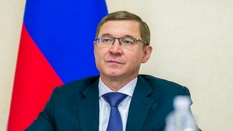 Владимир Якушев провел совещание по реализации нацпроекта в УрФО 