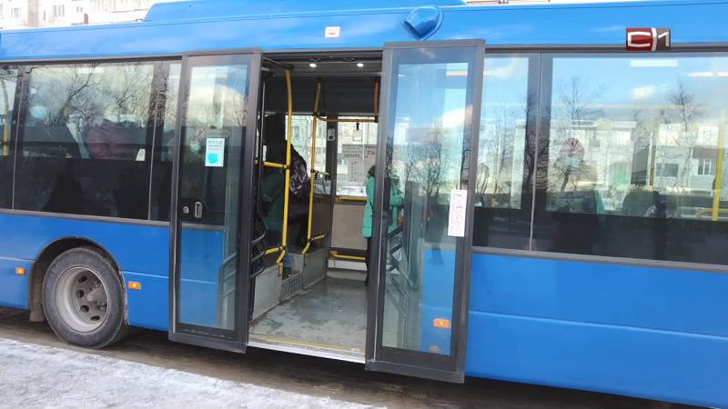  В автобусах Сургута проверяют соблюдение масочного режима