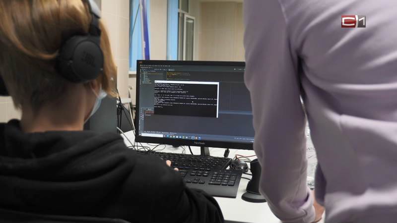 В Сургуте прошел 24-часовой марафон для юных программистов