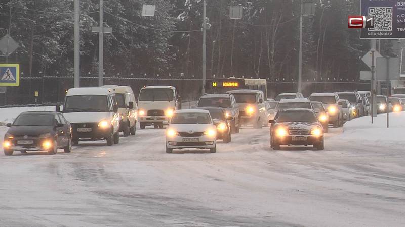 Контрольное управление мэрии: дороги в Сургуте привели в норму после снегопада