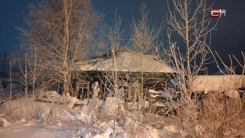 В Сургуте загорелся жилой дом — в пожаре погиб человек