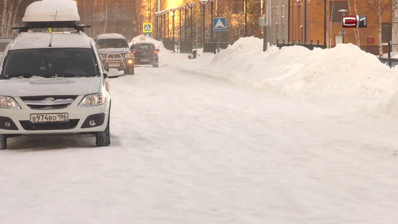 Глава Сургутского района прокомментировал ситуацию с уборкой снега в Лянторе