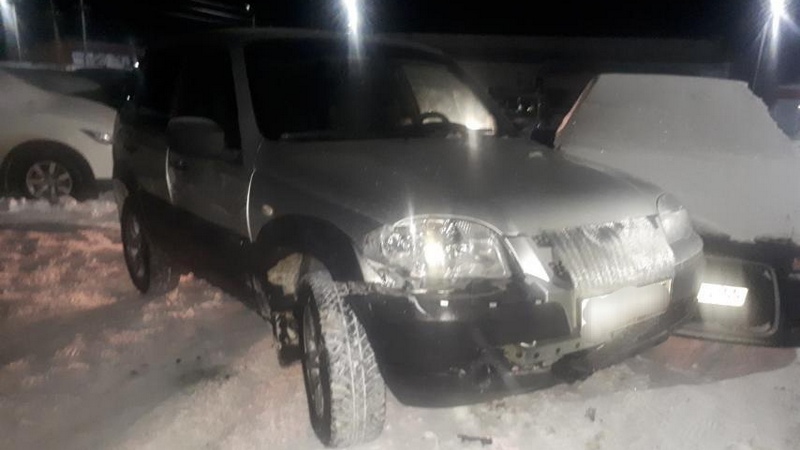 Три автомобиля пострадали в Югре из-за нетрезвой женщины-водителя