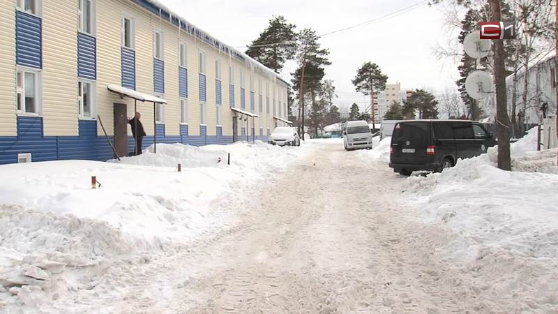 «Жители страдать не должны»: Андрей Трубецкой о ситуации с уборкой снега в Лянторе