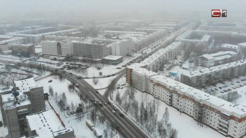 Первые 10 тонн гумпомощи эвакуированным отправились из Сургута в Ростов-на-Дону