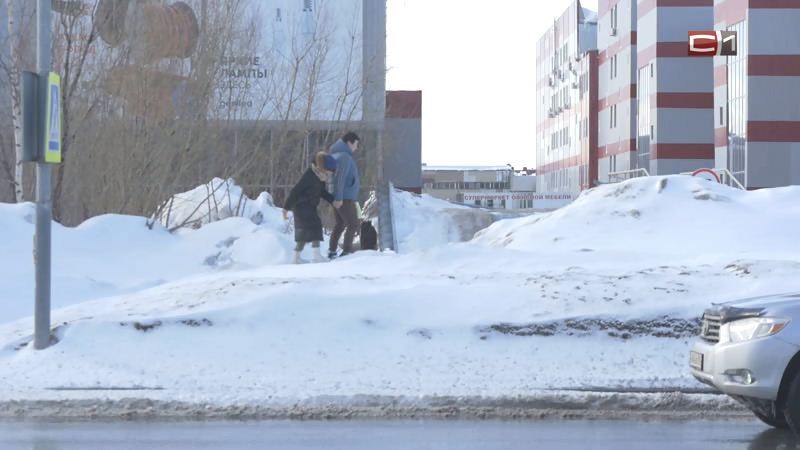 Последствия снежной бури в Сургуте: смогут ли они помешать планам коммунальщиков
