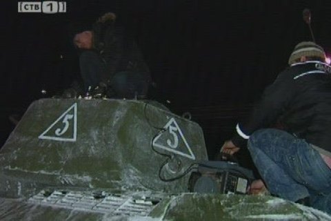 Т-34 из Сургута перевезли в Ханты-Мансийск