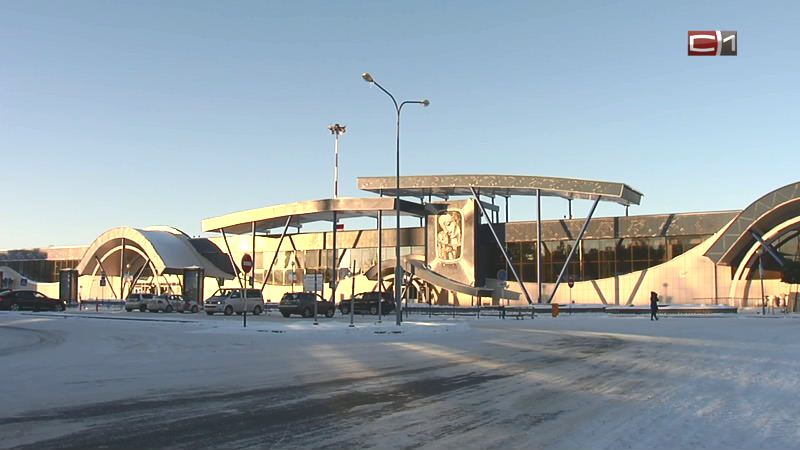 Аэропорт Сургута восстанавливает работу после буйства стихии