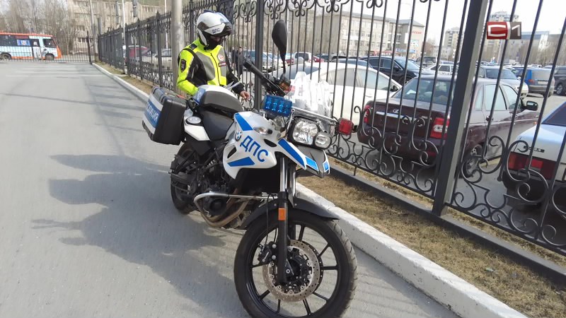 На дороги Сургута выехал патруль ГИБДД на мотоциклах