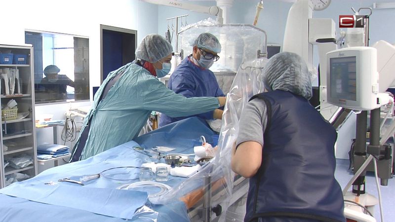 Тюменские хирурги проводят операции на сердце без наркоза