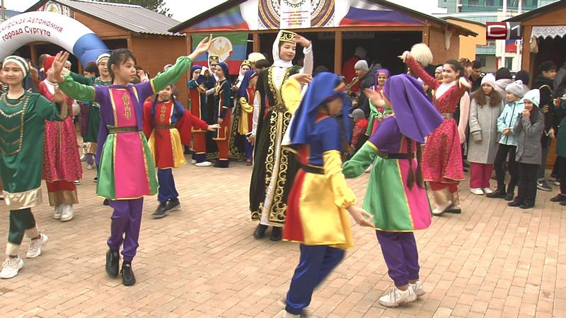 На фестиваль национальных культур «Соцветие» в Сургуте пришли 15 тысяч горожан