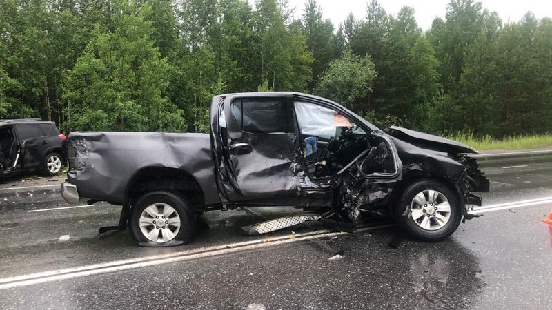 Пять человек пострадали в авариях на дорогах Югры за сутки во время непогоды