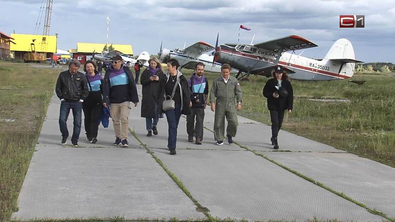 Столичные журналисты и блогеры побывали на сургутском аэродроме «Боровая»