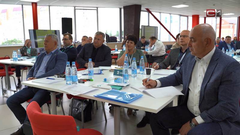Главы муниципалитетов Югры повышают квалификацию через обучающую программу